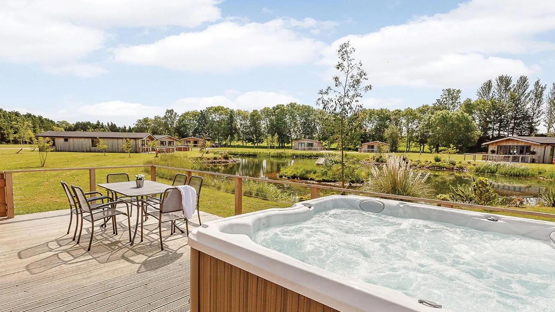 Cedar Retreats Hotel Masham