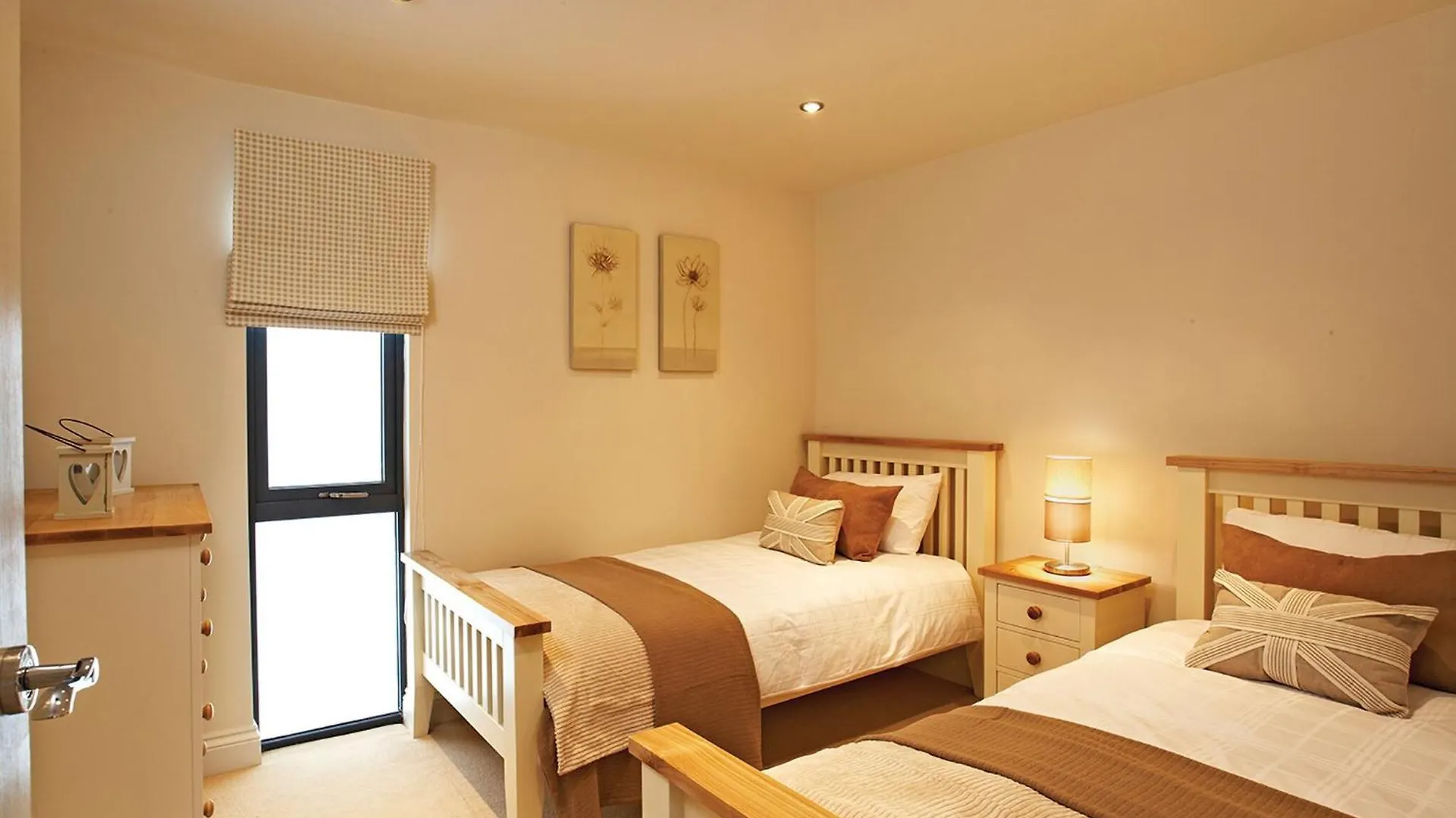 מלון מסהאם Cedar Retreats פארק נופש